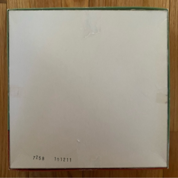 Springbok Holiday Mail Puzzle 1000 Piece Complete - Picture 11 of 12